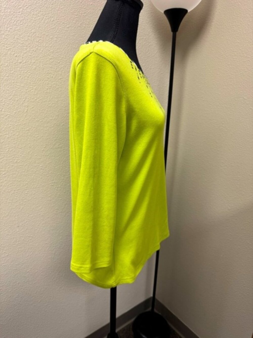 Vincente Lime Green Embellished Top S Black White Trim 3/4 Sleeve - Picture 6 of 11